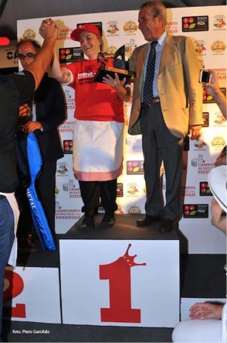 da sinistra: Antimo caputo, Teresa Iorio e Carimine Caputo